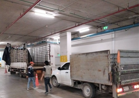 บริการขนส่ง-ขนย้าย พร้อมพนักงานยกของ